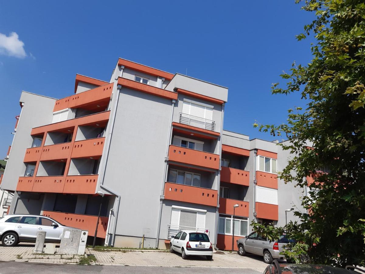 Lili Apartment Arandjelovac Bagian luar foto